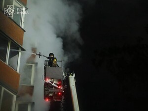 РФ ударила вночі по Києву. Горіли житлові висотки, є загиблі. Фото