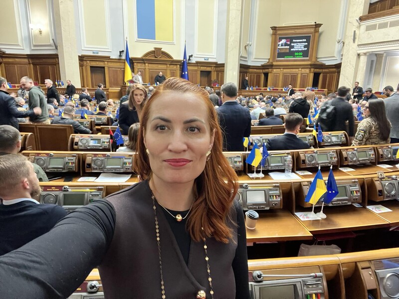 Будинок Стефанишиної в Києві потрапив під обстріл. Фото