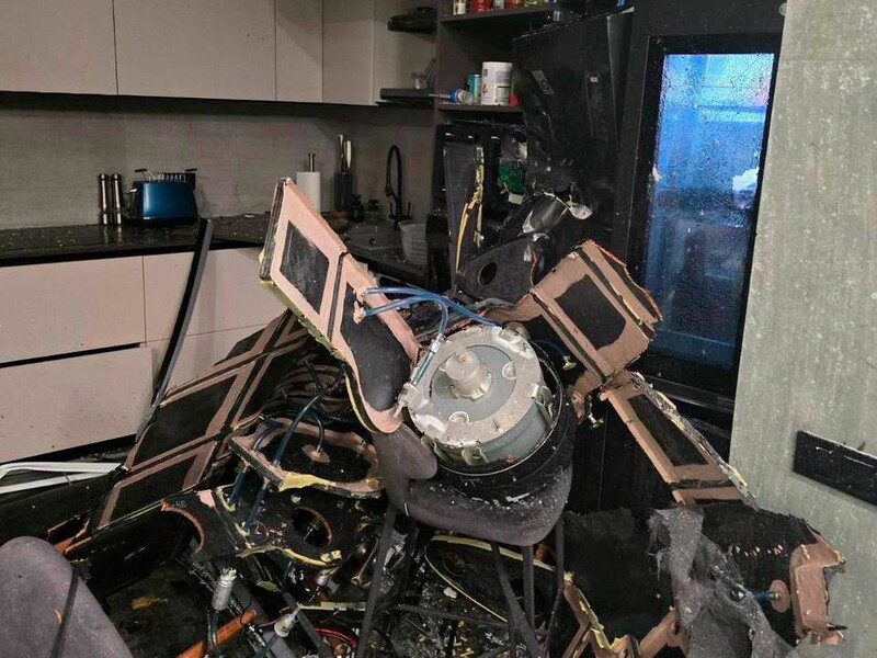 У Києві під час дронової атаки РФ два Shahed залетіли до квартир. Фото