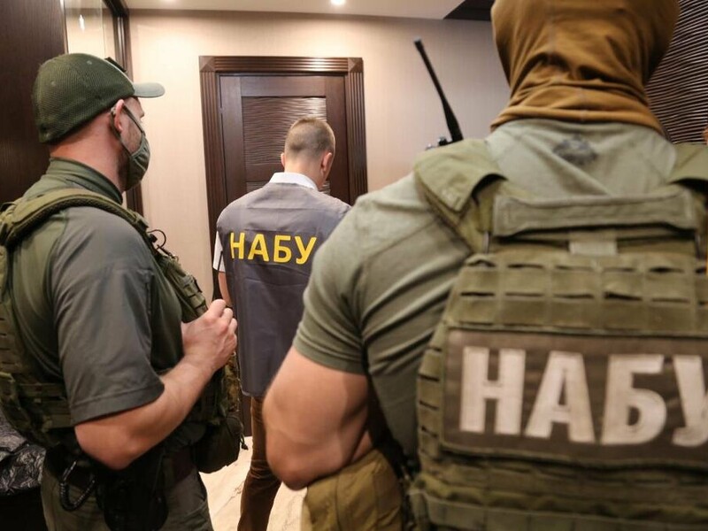 НАБУ провело обшуки у справі про корупцію на фортифікаціях у Донецькій області – нардеп