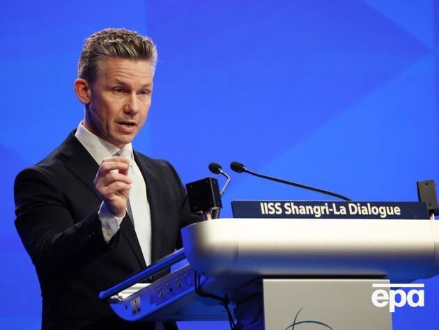 Літаки Gripen можуть закупити для України за російські гроші – міністр