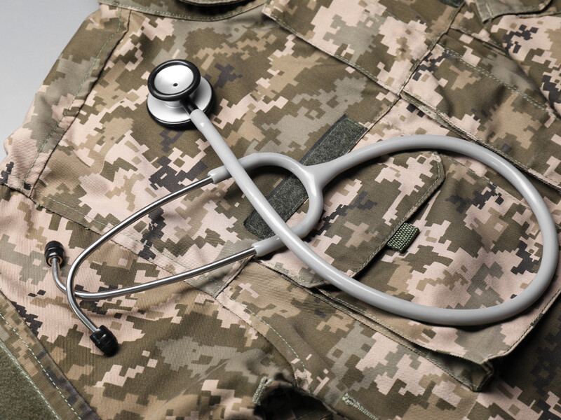 "Упав" до трепанації черепа. У Києві розслідують смерть мобілізованого, Клименко взяв справу під контроль