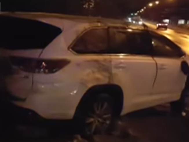 Toyota на обгоні зіткнувся з "Газеллю". Стали відомі подробиці ДТП, де постраждав Караченцов. Відео