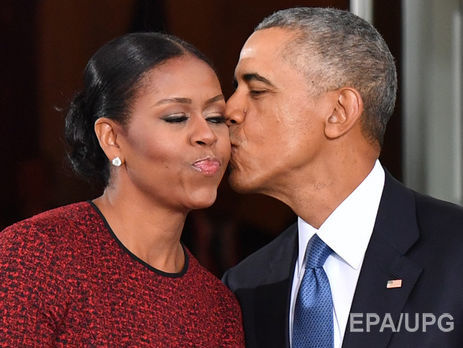 Контракт на издание мемуаров четы Обама стоит десятки миллионов долларов – Associated Press