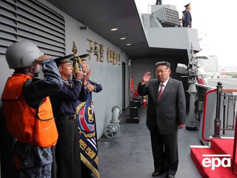 Після обіду з Кім Чен Ином злягло приблизно 20 моряків. Що сталося? 