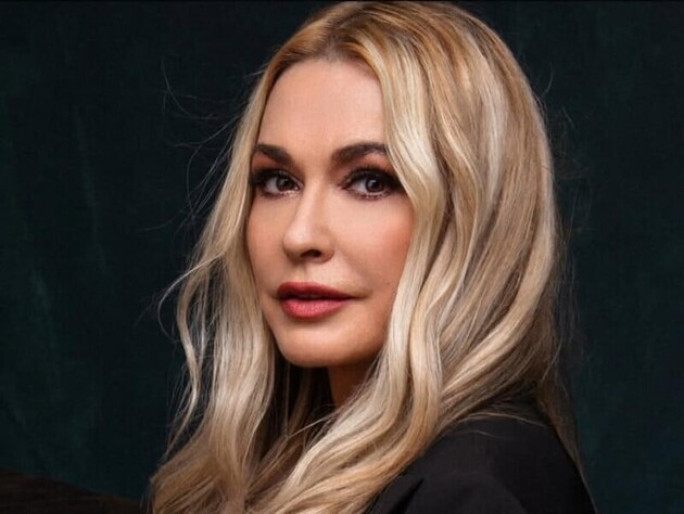 59-річна Сумська показала, завдяки чому залишається бадьорою весь день. Це може купити кожен