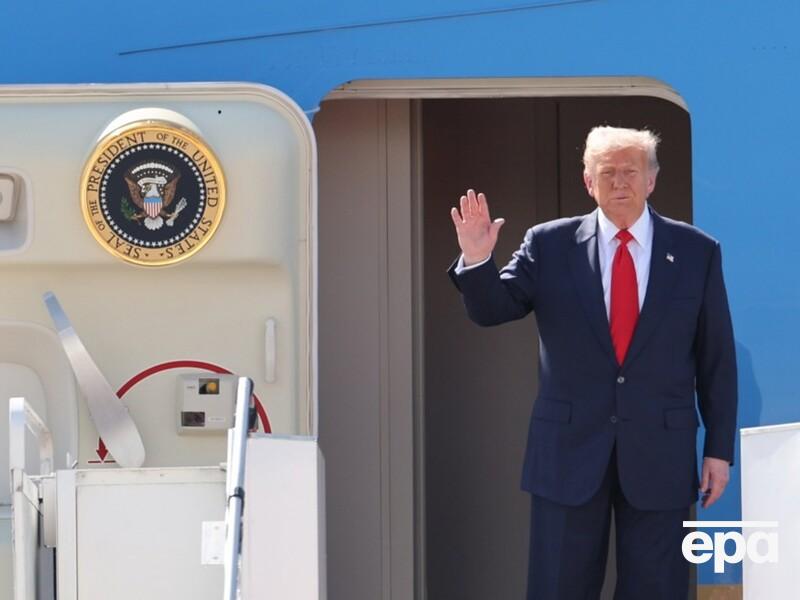 Трамп потанцевал с жителями Малайзии. Видео