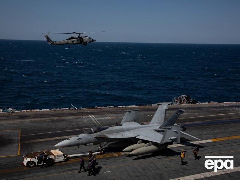 Вертолет и истребитель ВМС США почти одновременно упали в Южно-Китайское море