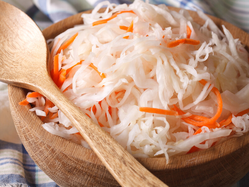 Если квасить капусту, то только из таких головок. Четыре секрета очень вкусной хрустящей закуски