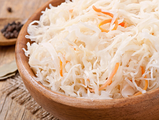 Квашена капуста буде готовою на третій день. Перевірений рецепт