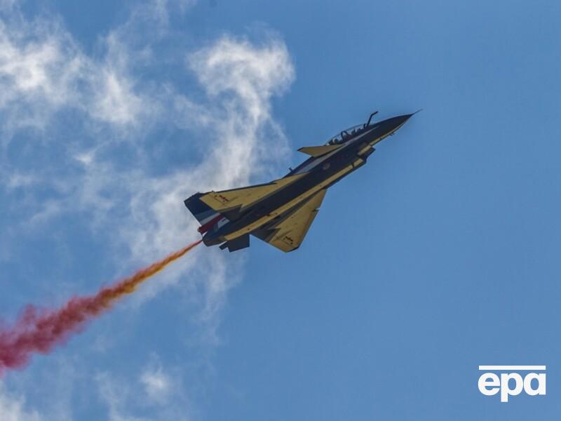 Китай підняв ядерні бомбардувальники біля Тайваню перед зустріччю Трампа й Сі Цзіньпіна