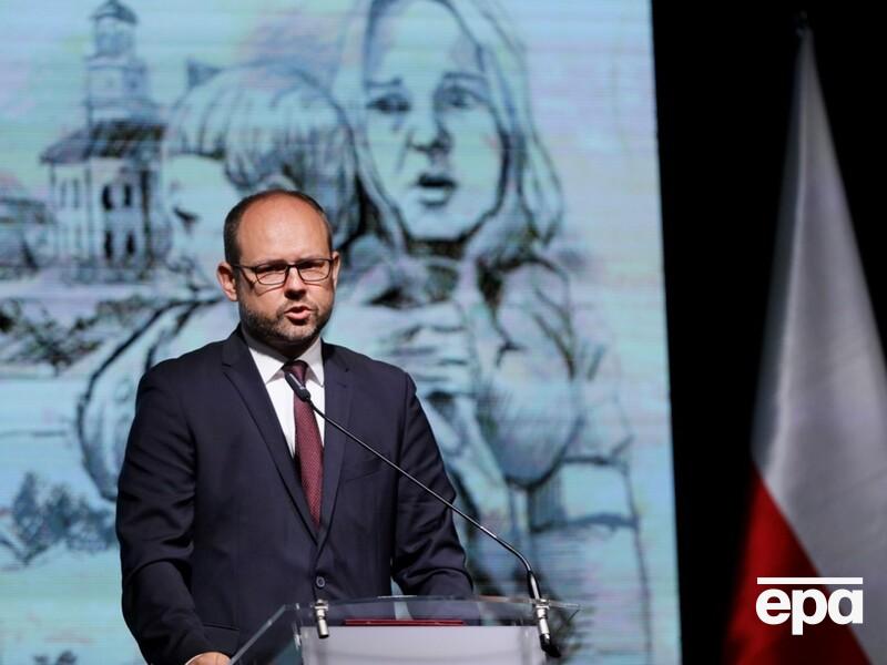 "Ничто не мешает сесть на поезд". В Варшаве высказались о возможной встрече Навроцкого и Зеленского 