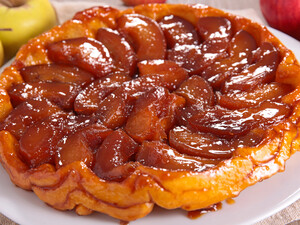 Найсмачніший пиріг із Франції. Перевернутий тарт Татен із карамелізованими яблуками