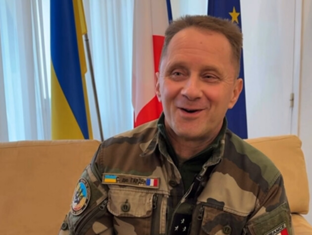 Французькі дипломати навчилися говорити 