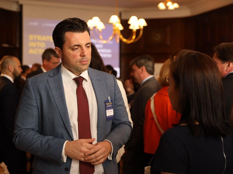 ГБР задержало бывшего главу "Укрэнерго" по подозрению в крупном мошенничестве. СМИ пишут, что это Кудрицкий