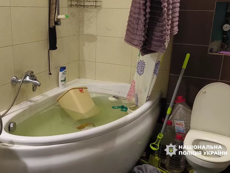 В Николаеве расследуют гибель двух малолетних детей. Полиция задержала их мать. Видео