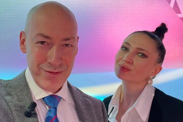 Атаки на Москву, встреча Трампа и Си Цзиньпина, что будет с российской нефтью. Стрим Бацман с Гордоном. Трансляция