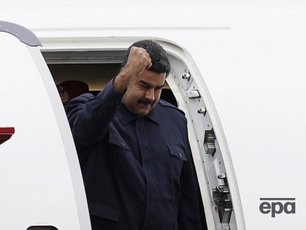 Елементи шпигунського трилера часів холодної війни. AP дізналося, як США намагалися підкупити пілота Мадуро