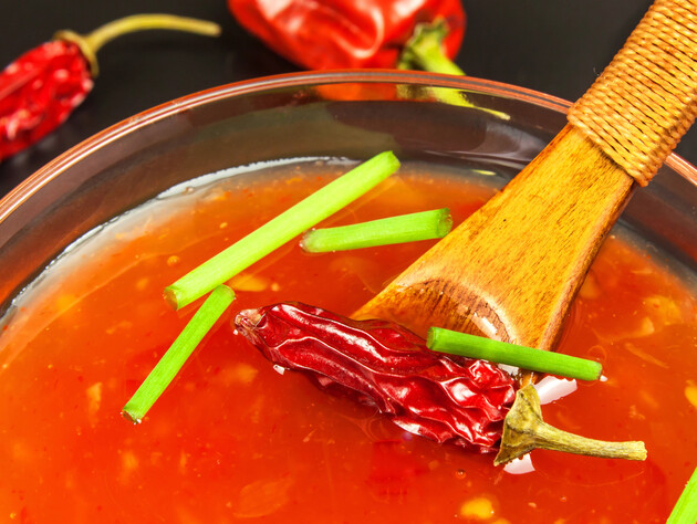 Вродив гострий перець? Приготуйте вдома справжній кисло-солодкий тайський соус