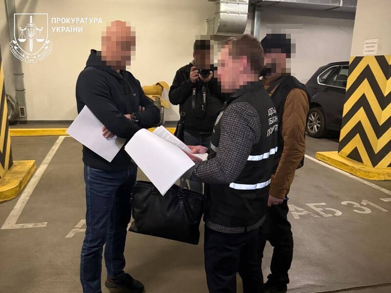 Труханов и восемь одесских чиновников получили подозрения. Что им инкриминируют?