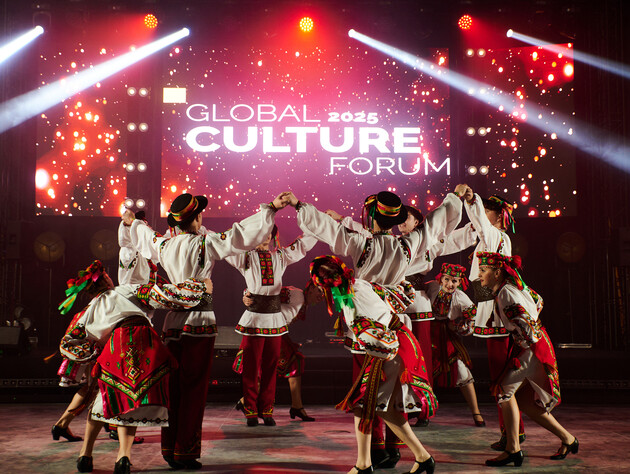 На Галичині відбувся Global Culture Forum, присвячений українській культурі. Його відвідали Ющенко й посол Індії. Фото