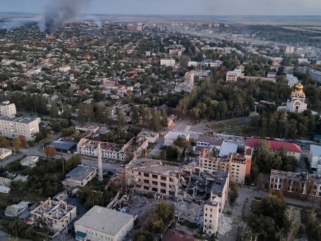 Ситуацію в Куп'янську стабілізовано, заявляють в Україні. Путін пропонує ЗМІ переконатися в 