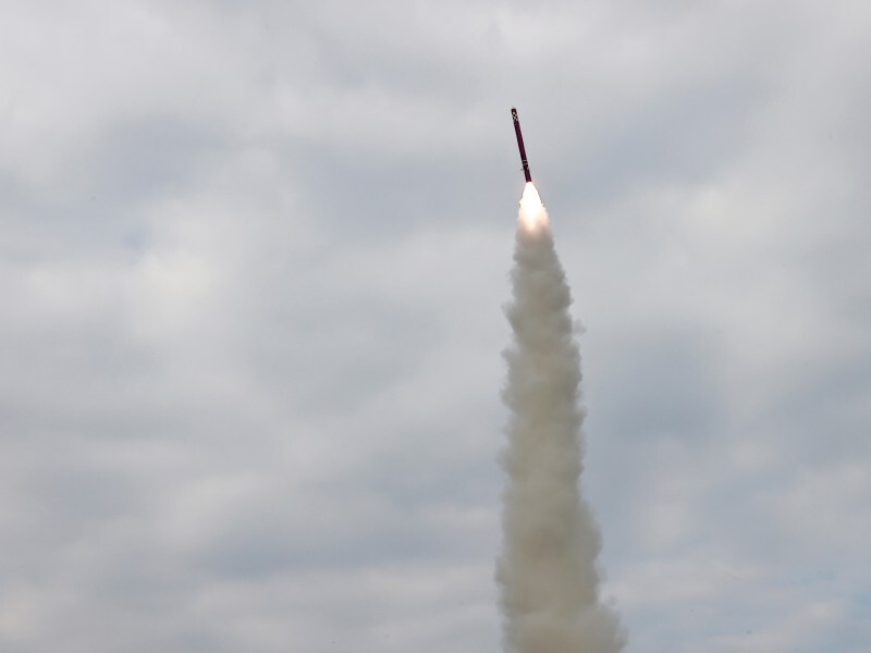 "Просто ще одна ракета". Трамп відреагував на стрільби в КНДР перед його прильотом до Південної Кореї