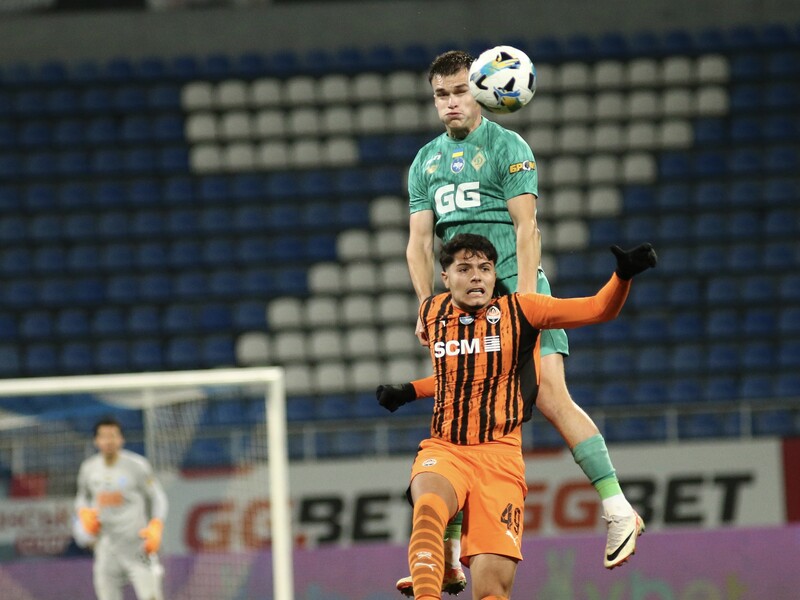 Кубок України. "Динамо" у формі незвичного кольору здобуло вольову перемогу над "Шахтарем"