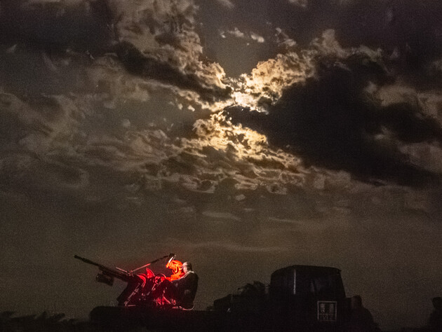 Україна під масованою атакою дронів. Є влучання в Чернігові