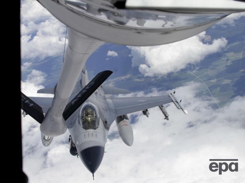 Польща піднімала винищувачі через обстріл України