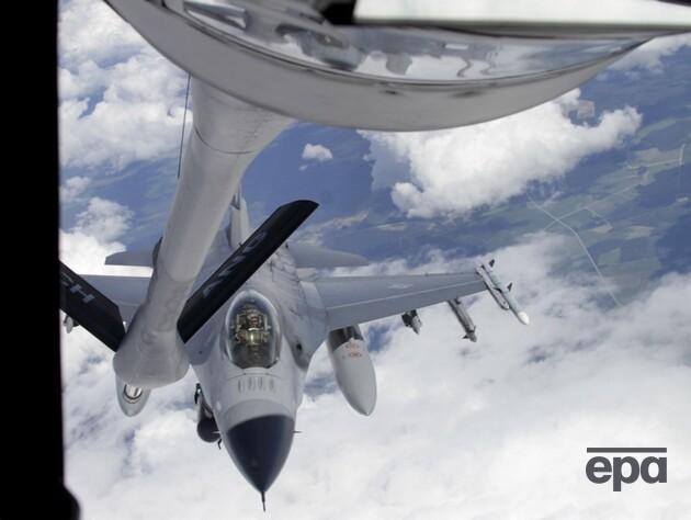 Польща піднімала винищувачі через обстріл України