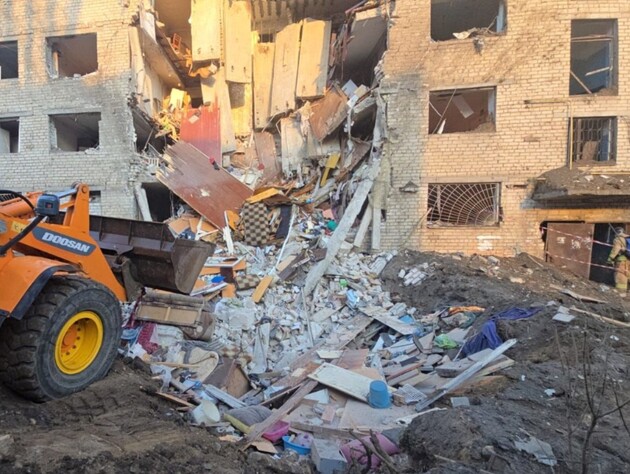 У Запоріжжі з-під завалів дістали тіла двох людей