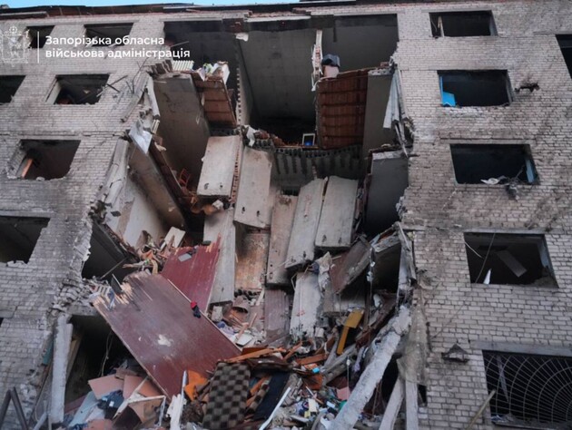 Массированная атака на Запорожье – пострадали по меньшей мере шесть детей. Видео разрушенного общежития