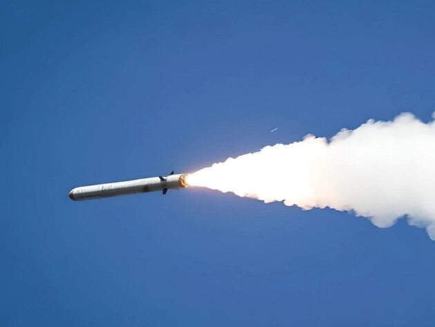 РФ ударила баллистикой по Николаеву, есть раненые