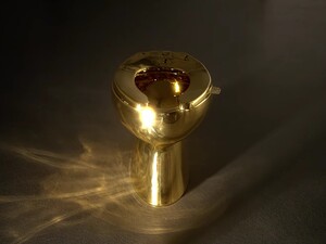 В США продадут золотой унитаз от автора банана на стене. Стартовая цена – $10 млн. Видео