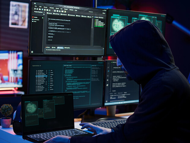 Хакери атакували розрахункову інфраструктуру Польщі й викрали дані клієнтів турфірми