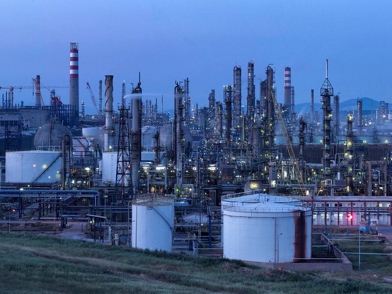 Страна – один из основных покупателей нефти из РФ – уменьшила импорт после санкций США – СМИ