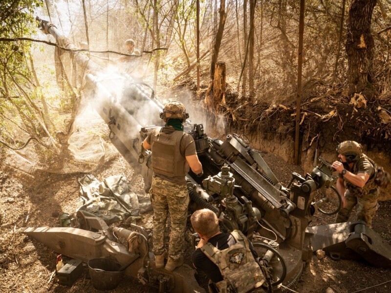 "Гарантированные сроки службы и бонусы". Минобороны анонсировало новые контракты для военных