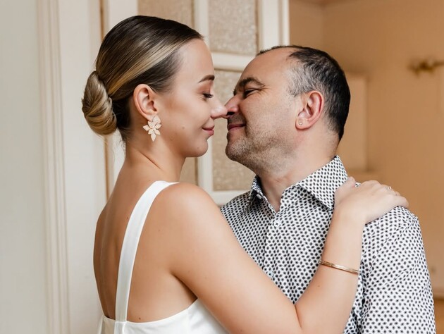 Подружні зради й інтриги водія. Як Павлік закрутив у готелі роман із шанувальницею, яка народила від нього сина