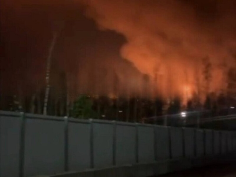 Об'єкти енергоструктури у двох областях РФ атакували безпілотники і, ймовірно, ракети. Фото, відео