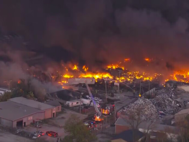 В аварії літака у США загинуло семеро людей. Фото, відео
