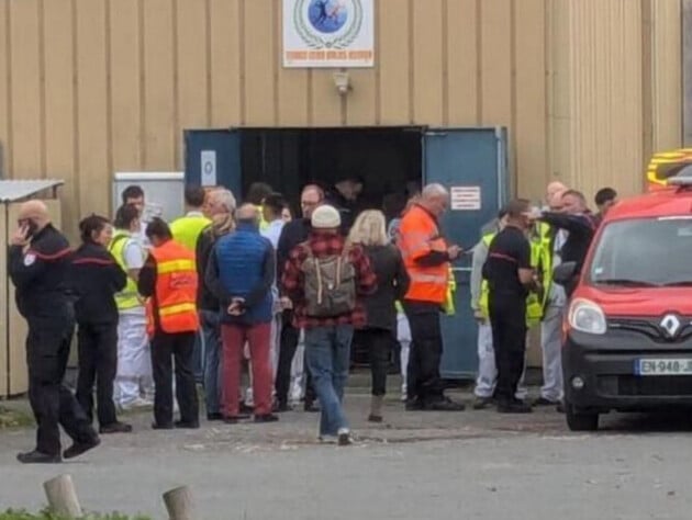 Во Франции водитель наехал на пешеходов, 10 человек пострадали. При задержании он кричал: 