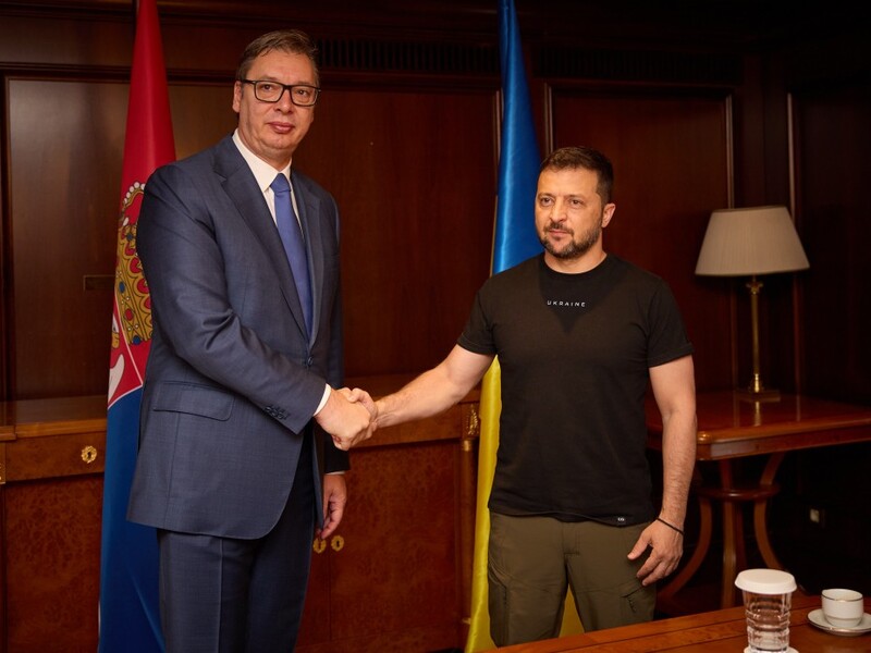 Зеленський обговорив із Вучичем співпрацю на тлі заяв про боєприпаси для України