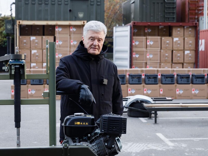 Гладких: Депутати "Євросолідарності" вимагають від Кабміну випустити їх із країни