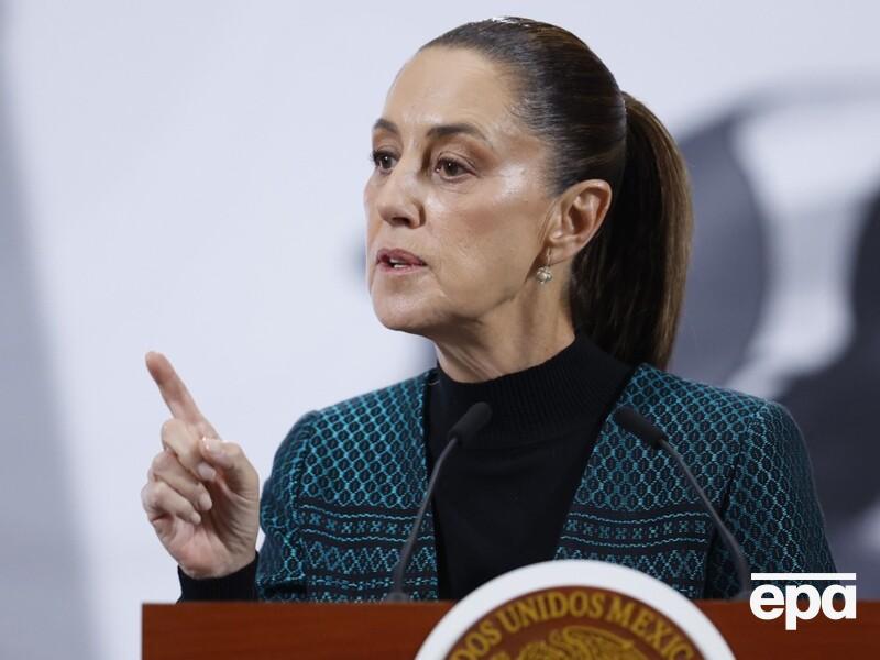 Президент Мексики подала жалобу на пристававшего к ней мужчину. Продолжит ли она появляться на публике