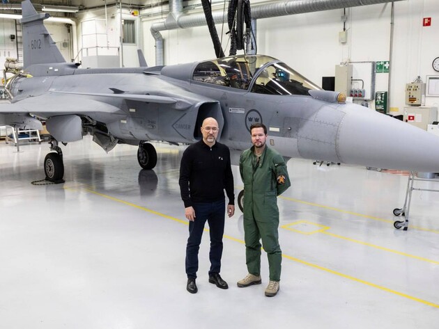 Шмигаль розповів, коли літаки Gripen вироблятимуть в Україні