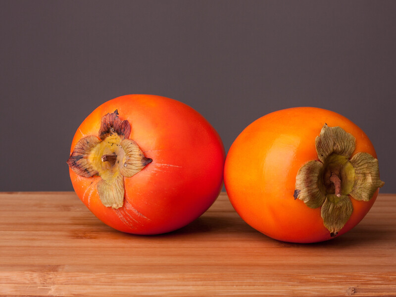 Хурма чи шарон? У чому різниця і що краще обрати