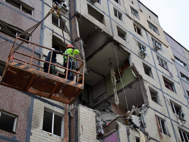 В Днепре, где дрон РФ попал в девятиэтажку, найдено тело женщины