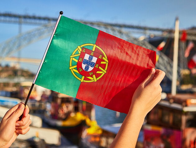 Португалія скасовує тимчасовий захист для білорусів, які виїхали з України через війну