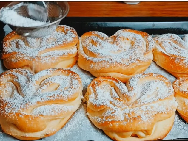 Приготуйте ці булочки – м'які, пухкі й дуже смачні. Рецепт тіста